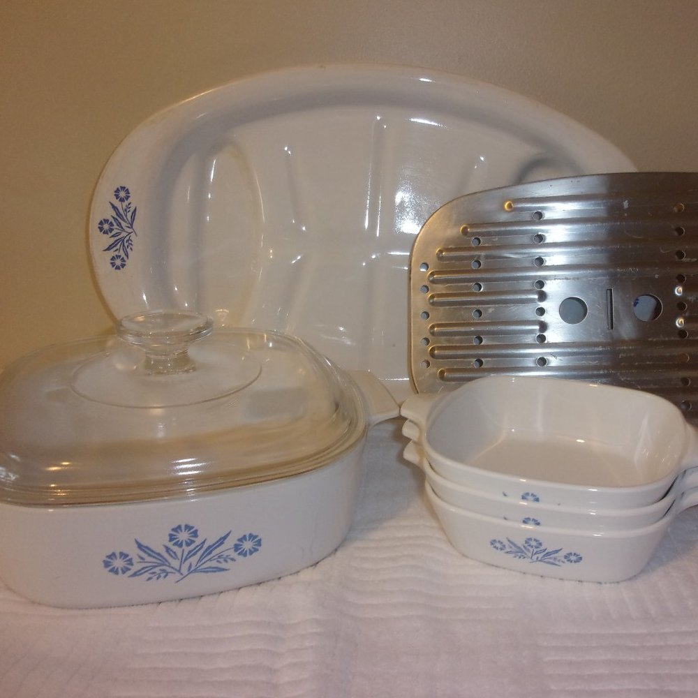 Corning Ware LOT of 7 Vintage Original Corn Flower Blue, Roaster, 2qt. Casserole